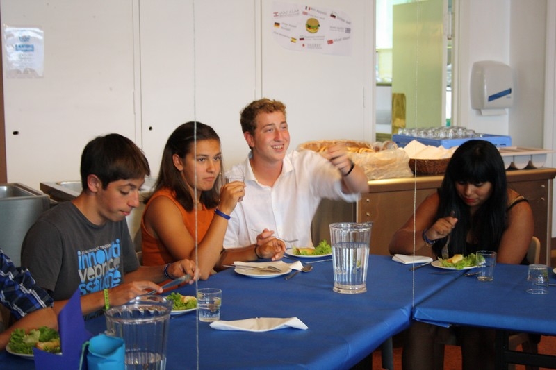 Village Camps International Summer Camp Leysin, Switzerland 2026-08-15 https://www.villagecamps.com/journals_admin/images/716-21-prom (112).jpg